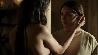 Elia Galera, Alicia Sanz, Sarah Perles - El Cid s01e01-05 (2020)