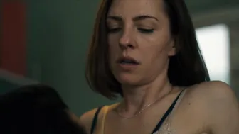 Anna Maria Mühe, Lena Schmidtke, Katharina Schüttler, Giannina Erfany-Far - Dogs of Berlin s01e01-10 (2018)