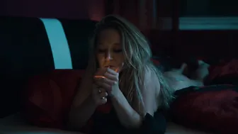 Anna Maria Mühe, Lena Schmidtke, Katharina Schüttler, Giannina Erfany-Far - Dogs of Berlin s01e01-10 (2018)