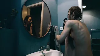 Anna Maria Mühe, Lena Schmidtke, Katharina Schüttler, Giannina Erfany-Far - Dogs of Berlin s01e01-10 (2018)