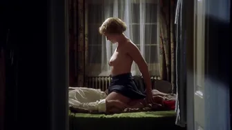 Kate Winslet, Penelope Wilton – Iris (2001)