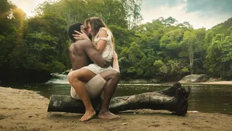 Grazi Massafera, Rita Pereira, Catharina Caiado, Erika Januza - Madam Beja (Dona Beja) s01e01-05 (2026)