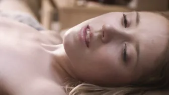 Mikaela Cochrane, Alana Hawley, Carrie Schiffler - The Valley Below (2014)