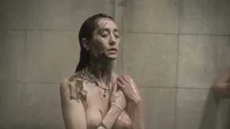 Ana Garibaldi, Camila Peralta, Tatu Glikman, Carolina Ramirez, Erika de Saatu, Valentina Zenere - In the Mud (En El Barro) s01e01-08 (2025)