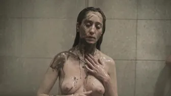 Ana Garibaldi, Camila Peralta, Tatu Glikman, Carolina Ramirez, Erika de Saatu, Valentina Zenere - In the Mud (En El Barro) s01e01-08 (2025)