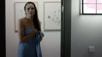 Cristina Alarcon – B&b, de boca en boca s02e05-09 (2015)