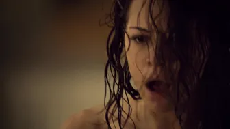 Tatiana Maslany – Orphan Black s01e01 (2013)