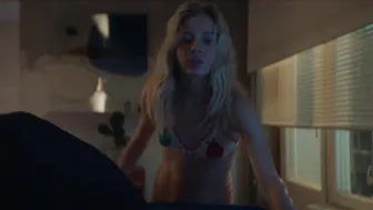 Elena Tronina, Lyubov Tolkalina, Lukerya Ilyashenko - Happy End s01e05 (2021)