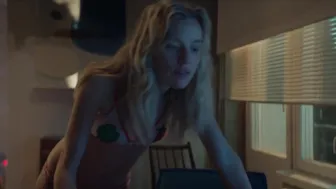 Elena Tronina, Lyubov Tolkalina, Lukerya Ilyashenko - Happy End s01e05 (2021)