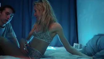 Elena Tronina, Lyubov Tolkalina, Lukerya Ilyashenko - Happy End s01e05 (2021)