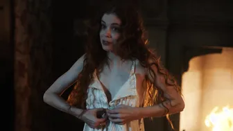 Charlotte Hope – The Spanish Princess s02e02-03 (2020)
