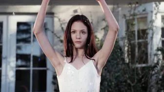 Kate Bell, Ruth Bradley – In Her Skin (2009)