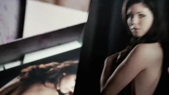 Kate Bell, Ruth Bradley – In Her Skin (2009)