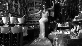 Clara Ponsot, Dany Verissimo, Helena Noguerra, Louise Bourgoin – Rose, c’est paris (2010)