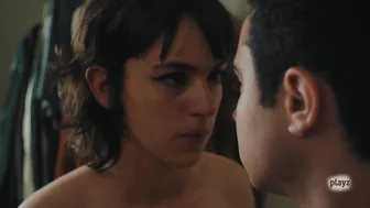 Júlia Gibert, Anna Alarcón, Berta Galo, Alícia Falcó - Ser o no Ser s01-02 (2022-2023)