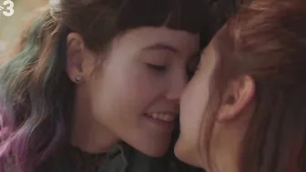 Dèlia Brufau, Mireia Oriol, Asia Ortega, Júlia Gibert, Natàlia Barriento, Laia Fontàn, Yasmina Drissi, Àgata Roca - Les de l'hoquei s02e01-13 (2020)