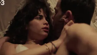 Dèlia Brufau, Mireia Oriol, Asia Ortega, Júlia Gibert, Natàlia Barriento, Laia Fontàn, Yasmina Drissi, Àgata Roca - Les de l'hoquei s02e01-13 (2020)