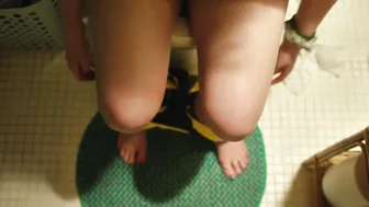 Elle Fanning, Michelle Pfeiffer - Margo's Got Money Troubles s01e01-03 (2026)