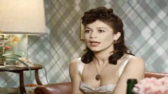 Hannelore Elsner, Elke Sommer – Die Reise nach Wien (1973)