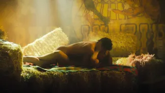 Belén Cuesta, Clara Alvarado, Adriana Torrebejano, Hania Guzman, Mirela Balic - Cristo & Rey (Cristo Y Rey) (Untameable) s01e01-08 (2023)