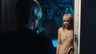 Belén Cuesta, Clara Alvarado, Adriana Torrebejano, Hania Guzman, Mirela Balic - Cristo & Rey (Cristo Y Rey) (Untameable) s01e01-08 (2023)