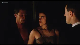 Robin Tunney, Julie Delpy, Tuesday Weld, Emily Bruni - Investigating Sex (2001)