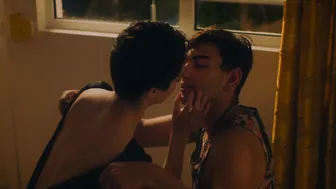 Noémie Merlant, Alexia Lefaix, Clara Lama-Schmit, Sanda Codreanu - Mi iubita, mon amour (2021)