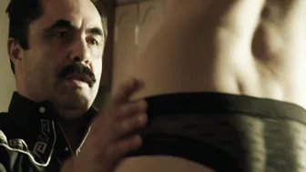 Estrella Solis, Scarlet Gruber - El desconocido la historia de El Cholo Adrian (2018)