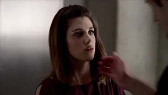 Lucy Griffiths – True Blood s05 (2012)