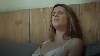 Pamela Almanza, Paulina Ruiz Menéndez - Between Father and Son (Entre padre e hijo) s01 (2026)