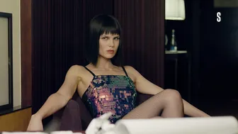 Svetlana Ustinova, Aleksandra Revenko, Sabina Akhmedova - Soderzhanki s03e07 (2021)