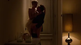 Elizabeth Debicki – The Night Manager s01e04 (2016)