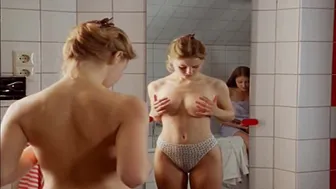 Theresa Scholze, Alexandra Maria Lara – Mensch, Pia! s01e07 (1996)