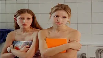 Theresa Scholze, Alexandra Maria Lara – Mensch, Pia! s01e07 (1996)