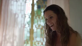 Maggie Civantos - La pasión turca s01e01 (2024)