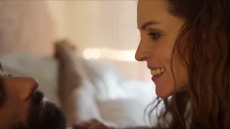 Maggie Civantos - La pasión turca s01e01 (2024)