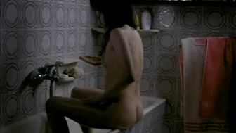 Ronit Elkabetz - Late Marriage (2001)
