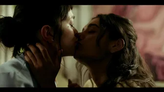 Midori Francis, Madeleine Madden - Saccharine (2026)