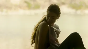 Lola Zackow, Madeleine Martin, Erika Cardenas Hedenberg - Dystopia s01e01e03e06 (2021)