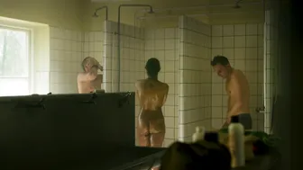 Lola Zackow, Madeleine Martin, Erika Cardenas Hedenberg - Dystopia s01e01e03e06 (2021)
