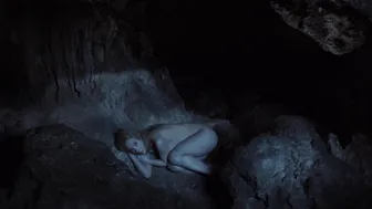 Franziska Petri - Off Season (2019)