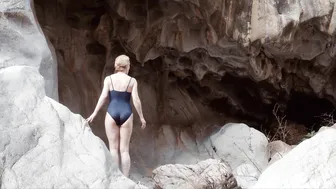 Franziska Petri - Off Season (2019)