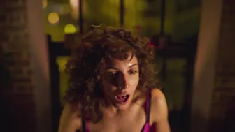 Diana Gomez, Silma Lopez, Paula Malia, Julia Roca, Teresa Riott, Dominga Bofill - Valeria s01e01-04 (2020)