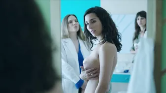 Daniela Santiago, Erika Bleda, Laura Frenchkiss, Angy Guerrero, Elena Martin - Veneno s01e03 (2020)
