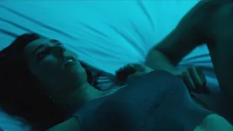 Daniela Santiago, Erika Bleda, Laura Frenchkiss, Angy Guerrero, Elena Martin - Veneno s01e03 (2020)