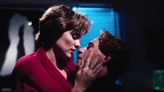 Christina Cox, Michelle Johnson, Ellen Dubin, Karen Waddell - The Donor (1995)