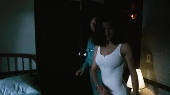Christina Cox, Michelle Johnson, Ellen Dubin, Karen Waddell - The Donor (1995)