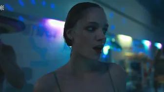 Viktoriya Tolstoganova, Anna Zavtur, Diana Ogay, Sofya Arzhanykh, Irina Pautova - Cicadas (Tsikady) s01e04 (2023)