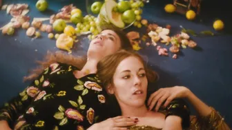 Sara Batuecas, Ángela Aguilar, Monica Umbral - Confesiones Chin Chin (2024)