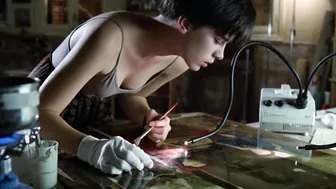 Kate Beckinsale – Uncovered (1994)